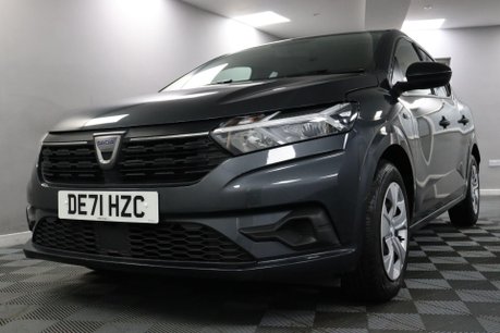 Dacia Sandero ESSENTIAL SCE 28