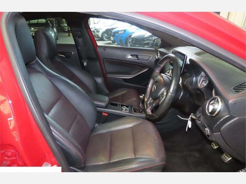 Mercedes-Benz A Class 1.6 A200 AMG Sport Euro 6 (s/s) 5dr 5