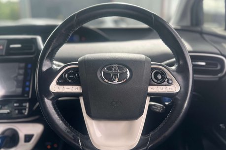 Toyota Prius 1.8 VVT 8.8kWh Excel Hatchback 5dr Petrol Plug-in Hybrid CVT Euro 6 (s/s) ( 27