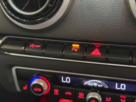 Audi RS3 2.5 TFSI Sportback 5dr Petrol S Tronic quattro Euro 6 (s/s) (Nav) (367 ps) 52