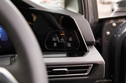 Volkswagen Golf STYLE TSI 12