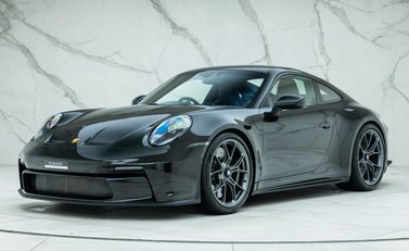Porsche 911 GT3 Touring (992) 1