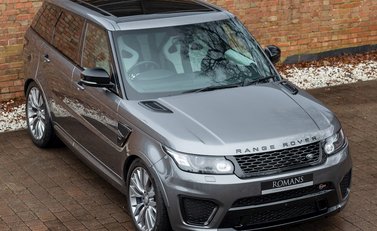 Land Rover Range Rover Sport 5.0 SVR 8