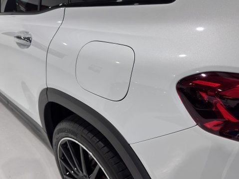 Mercedes-Benz GLB GLB 200 AMG LINE PREMIUM PLUS NIGHT EDITION 84