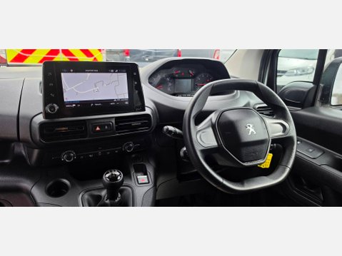 Peugeot Partner PROFESSIONAL 850 L2 H1 5 SEATER CREW VAN 1.5 HDI 100ps EU6 10