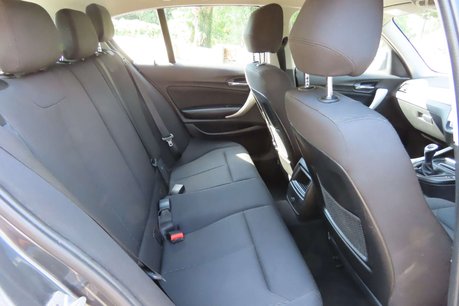 BMW 1 Series 1.5 116d SE Business Hatchback 5dr Diesel Manual Euro 6 (s/s) (116 ps) 10