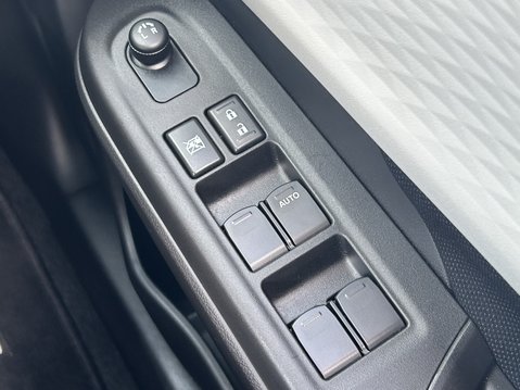 Suzuki Swift 1.2 Mild Hybrid Motion 5dr 33