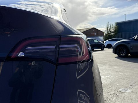 Tesla Model Y SUV 5dr Electric Auto RWD (346 ps) 18