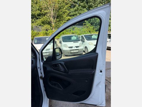 Citroen Berlingo 1.6 HDi 850 LX Panel Van 5dr Diesel Manual L1 (153 g/km, 90 bhp) 24
