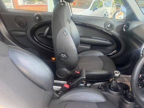 Mini Countryman 1.6 Cooper D Business Edition Euro 5 (s/s) 5dr 22