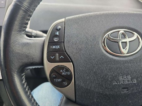 Toyota Prius 1.5 T3 CVT 5dr 27
