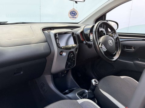Toyota Aygo 1.0 Aygo X-Play TSS VVT-i 5dr 51