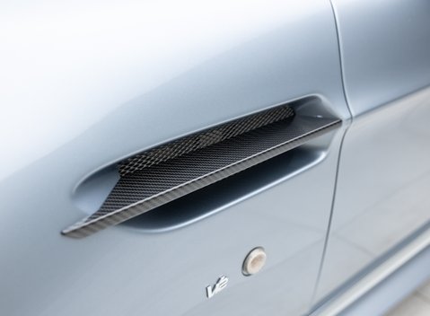 Aston Martin V12 Vantage S ROADSTER 53