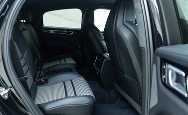 Porsche Cayenne GTS Coupé 14