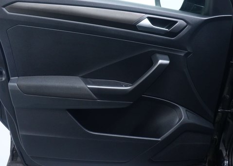 Volkswagen T-Roc 1.5 TSI GPF EVO SE SUV 5dr Petrol DSG Euro 6 (s/s) (150 ps) 47