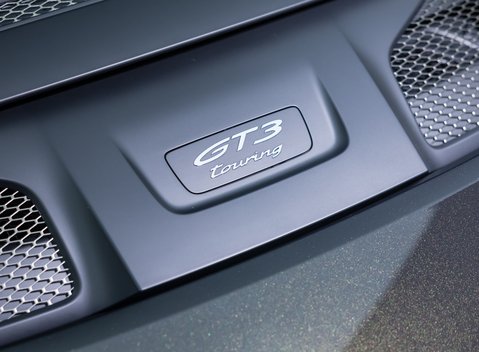 Porsche 911 GT3 Touring (992) 37