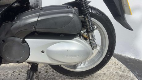 Honda SH300i SH 300 2016 32K VERY CLEAN MOT JAN 2027 300CC SCOOTER 30