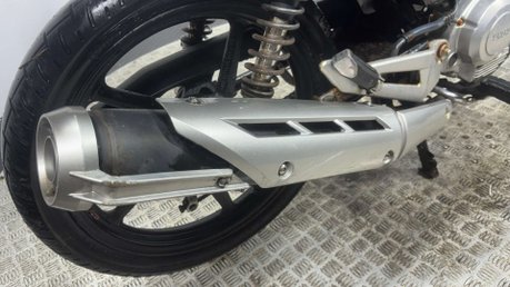 Yamaha YBR 125 2012 ONLY 14K PROJECT BIKE LEARNER SPARES OR REPAIR 125CC 14