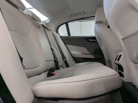 Jaguar XE 2.0 XE Portfolio i Auto 4dr 55