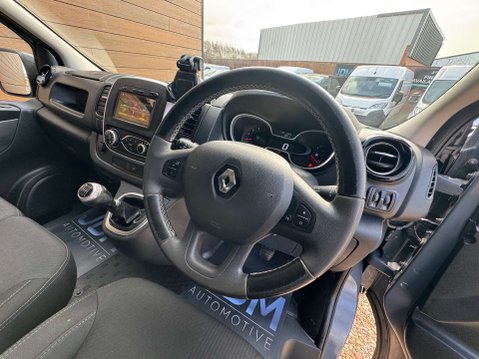 Renault Trafic 2.0 Trafic SL28 Black Edition Energy dCi 22