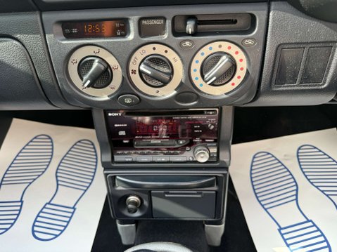 Toyota MR2 1.8 MR2 Roadster VVTi 2dr 37