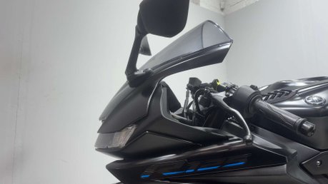 Yamaha R125 YZF 2023 ONLY 4K 1 OWNER NEW MOT SERVICED SPORTS BIKE 125CC 25