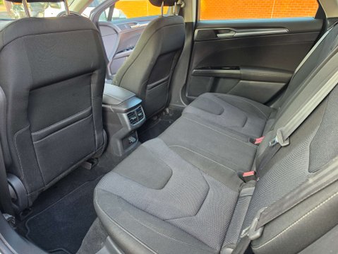 Ford Mondeo 2.0 Mondeo Titanium TDCi 5dr 19