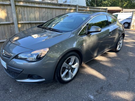 Vauxhall Astra GTC 1.4 SRI S/S 3 Dr 8