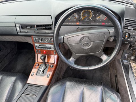 Mercedes-Benz 300 3.0 SL Convertible 2dr Petrol Automatic (231 bhp) 9
