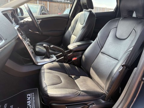 Volvo V40 2.0 V40 Inscription T3 5dr 36