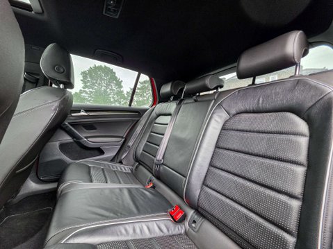 Volkswagen Golf 2.0 Golf R TSi Semi-Auto 4WD 5dr 22