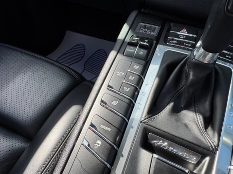 Porsche Macan 3.0 TD V6 S PDK 4WD Euro 6 (s/s) 5dr 61