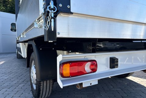 Peugeot Boxer 335 2.2 Hdi 130 ps Crew Cab Tipper - Air Con - Ex MOD 23