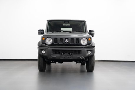 Suzuki Jimny Sierra SUV 1.5 AUTOMATIC petrol 25