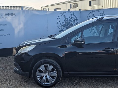 Peugeot 2008 BLUE HDI ACTIVE 5