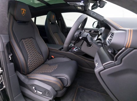 Lamborghini Urus 10