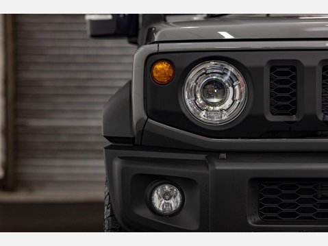 Suzuki Jimny Sierra ALLGrip SUV 1.5 Euro 6 (101 ps) 88