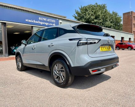 Nissan Qashqai 1.3 Qashqai Acenta Premium DiG-T MHEV 5dr 78