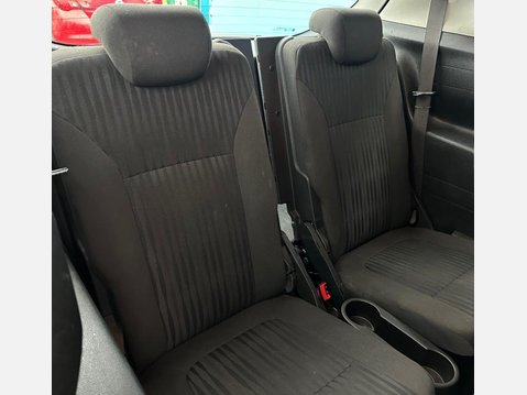 Vauxhall Zafira 2.0 CDTi Exclusiv MPV 5dr Diesel Manual Euro 5 (165 ps) 11