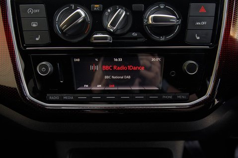 Volkswagen Up GTI 22