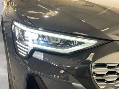 Audi Q8 50 Sport SUV 5dr Electric Auto quattro 95kWh (11kW Charger) (340 ps) 9