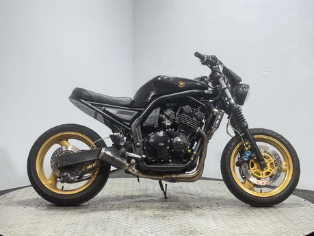 Yamaha FZS FAZER 1999 CUSTOM BUILD PROJECT BIKE 600CC SCRAMBLER