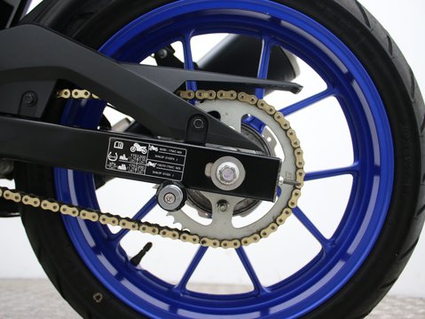 Suzuki GSX-S125 GSXS 125 RLXM3 18