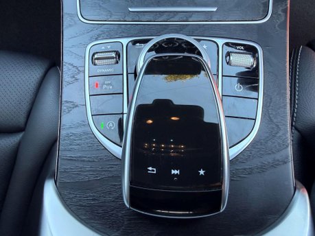 Mercedes-Benz C Class 2.1 C250d AMG Line (Premium) G-Tronic+ 4MATIC Euro 6 (s/s) 5dr 23