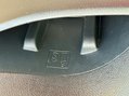 Toyota Yaris VVT-I ICON 19