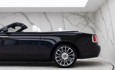 Rolls-Royce Dawn 25