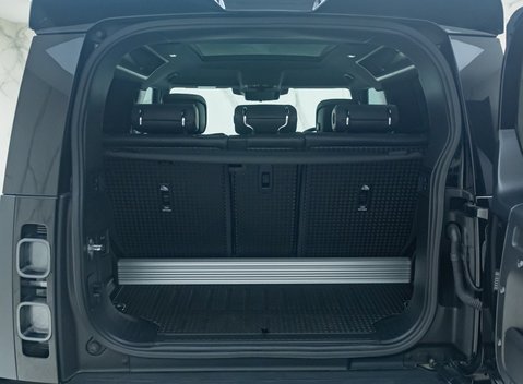 Land Rover Defender 90 V8 CARPATHIAN EDITION 39