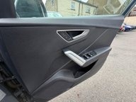 Audi Q2 TFSI SE 14
