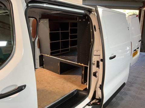 Citroen Dispatch 2.0 BlueHDi 1400 Enterprise Edition XL FWD 3 Euro 6 (s/s) 6dr 9