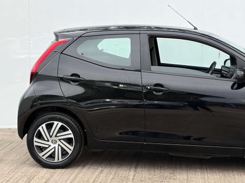 Toyota Aygo 1.0 Aygo X-Play TSS VVT-i 5dr 11